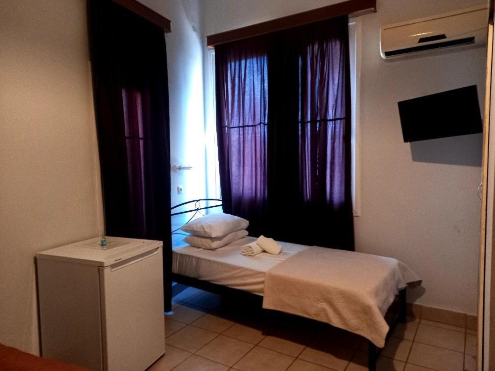 Hotel Korydallos Piraeus Luaran gambar